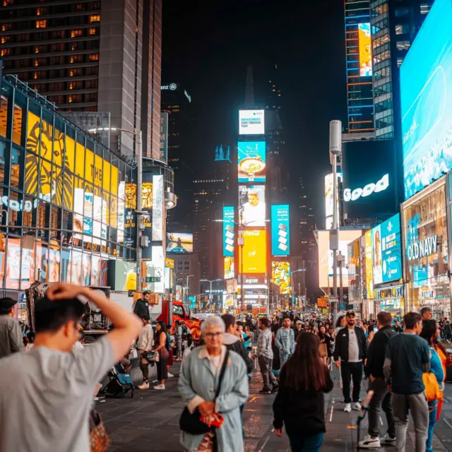 How Times Square Billboard Messages Work